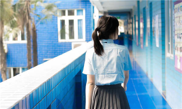越西如何找到一个可以帮助我生孩子的女人？
